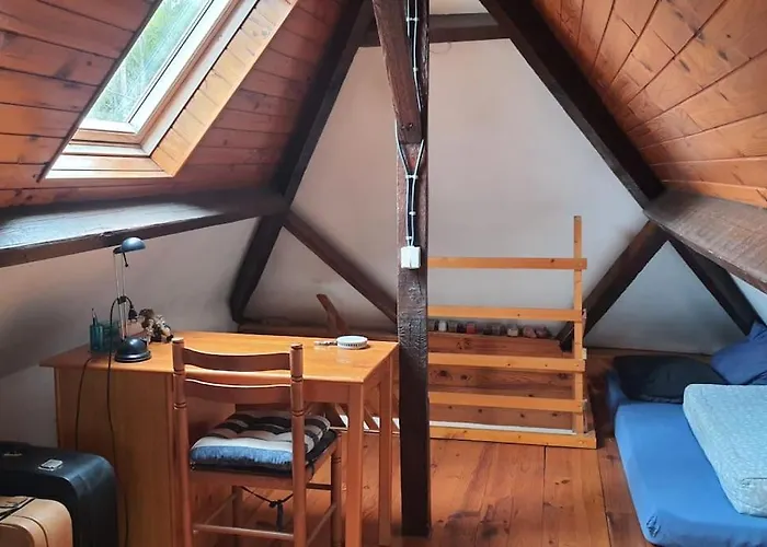 Maison Individuelle Avec Courette Et Vue Sur Rouen